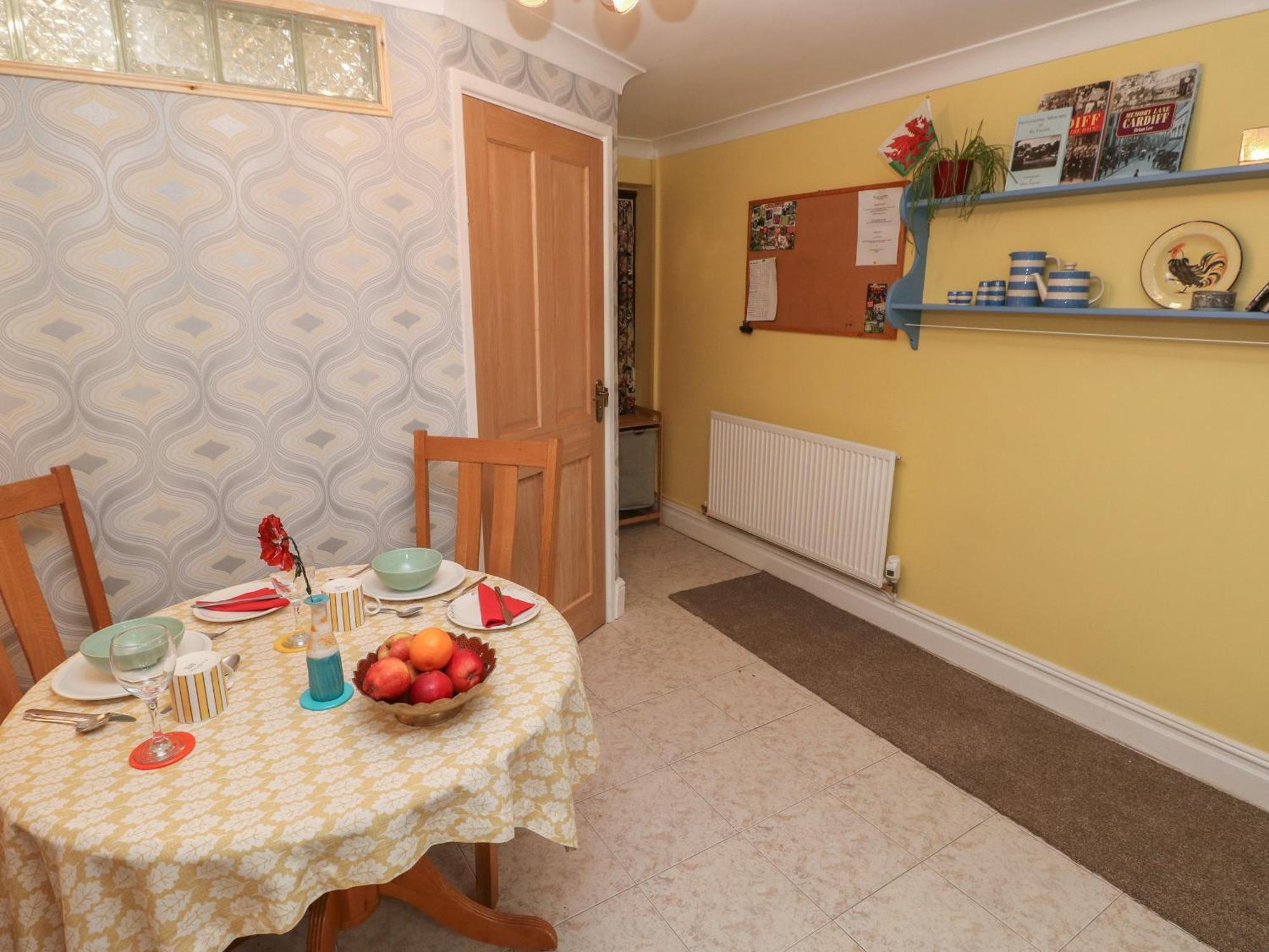 The Laurels Flat Apartment Cardiff Ngoại thất bức ảnh